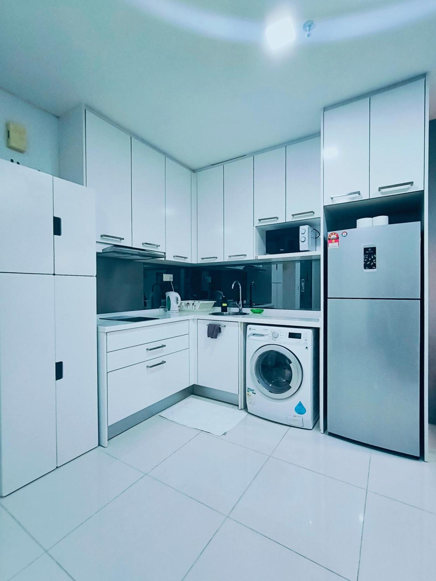 Signature Apartment At Mercu Summer Suites Klcc クアラルンプール エクステリア 写真